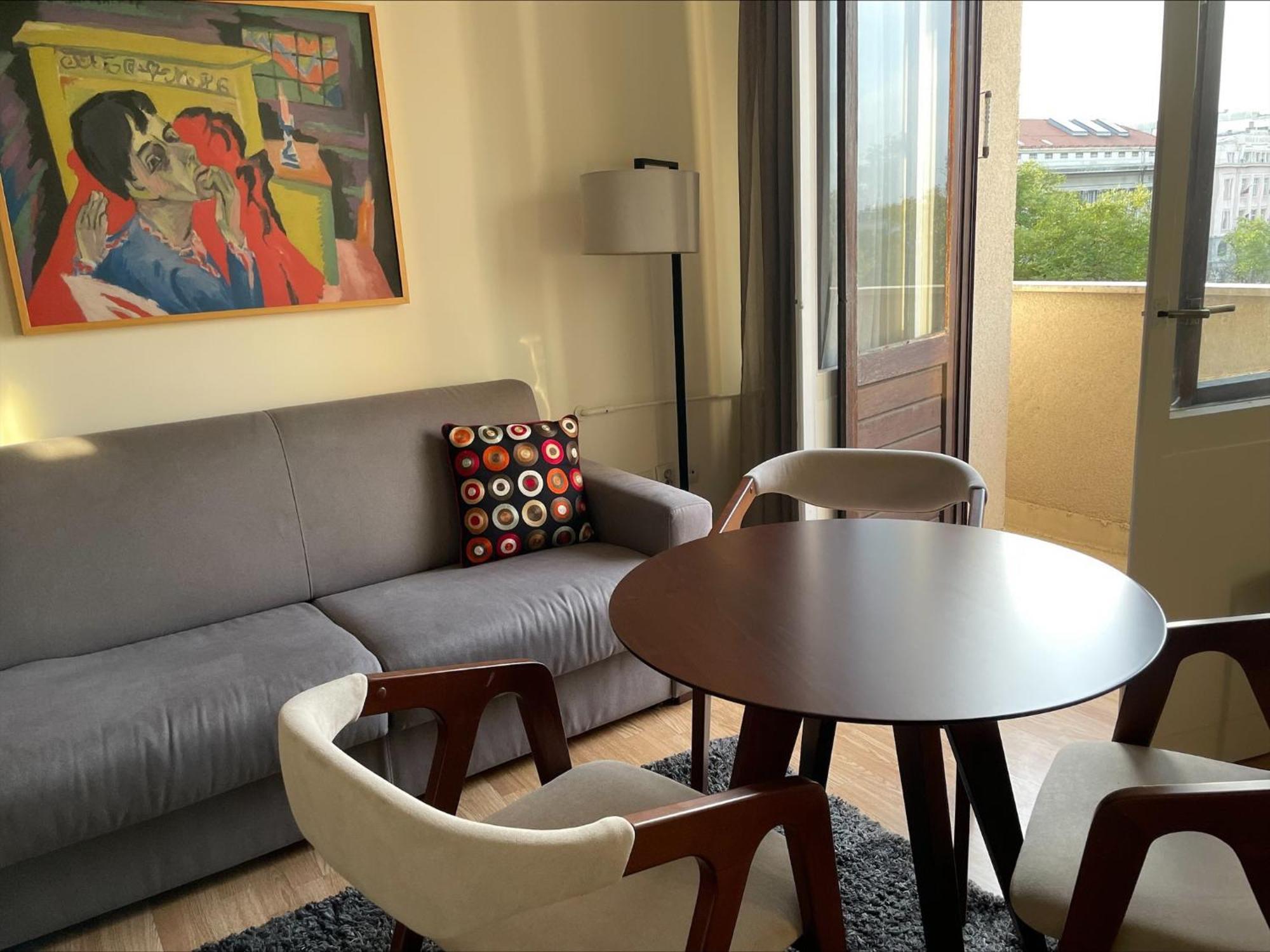Two Bedroom Apartment Student Square เบลเกรด ภายนอก รูปภาพ
